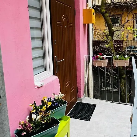 アパート Iren Forum