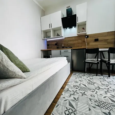 アパート Iren Forum リヴィウ