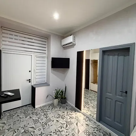 Apartamento Iren Forum Leópolis